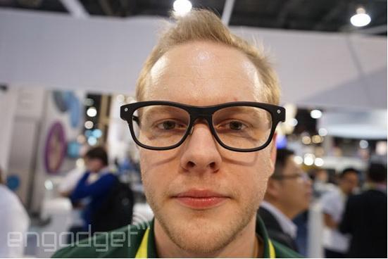 多功能智能眼镜:可监测运动/追踪眼球玩游戏