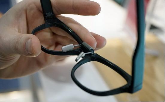 多功能智能眼镜:可监测运动/追踪眼球玩游戏