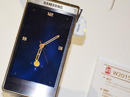 新品商务机更加奢华 三星W2015开始预订 