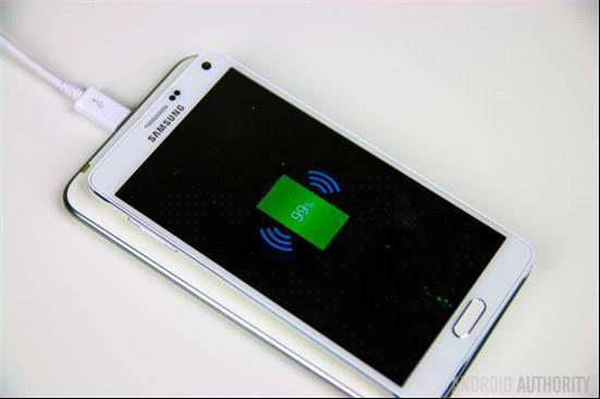 别浪费了无线充电 Note 4专用无线充电配件