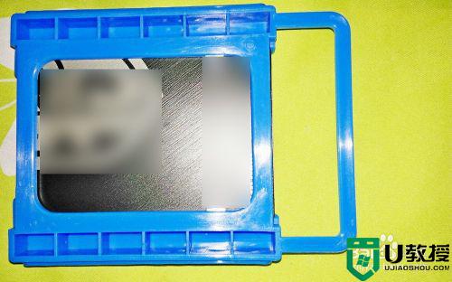 怎么安装固态硬盘台式_主机如何安装固态硬盘