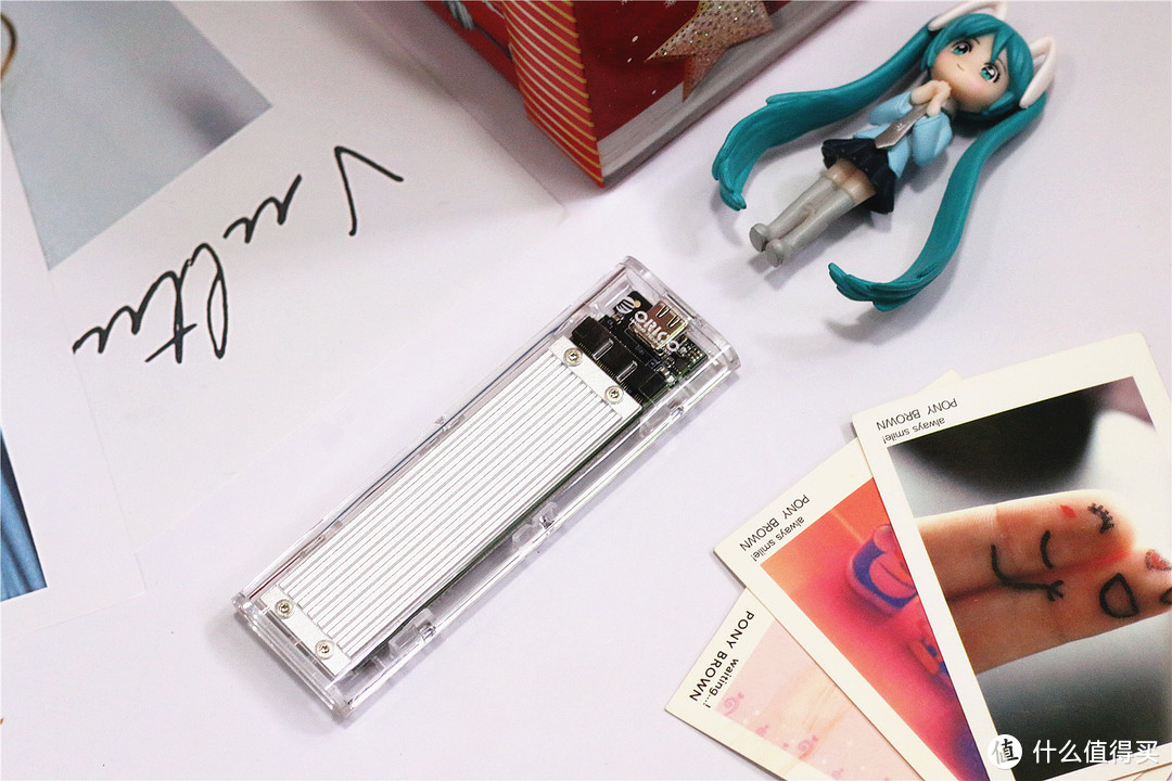 U盘传输慢?用硬盘盒把SSD改成U盘,1秒传1G快乐停不下来