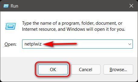 我怎么能换Windows 11专业的管理员?