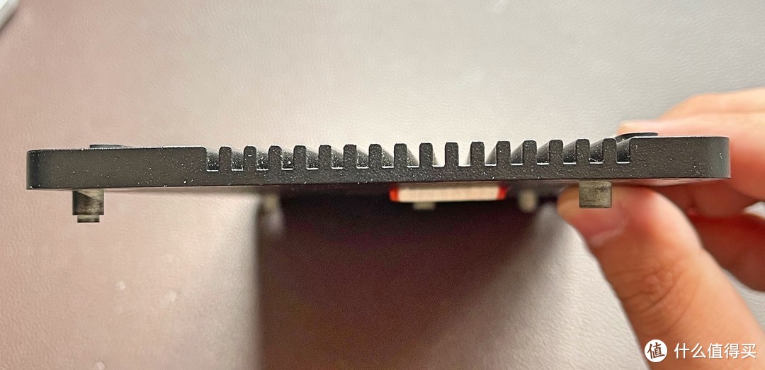 滴滴滴!J1900+4G+64G双千兆软路由简测 仅5W功耗 跑满千兆没毛病