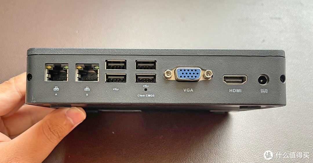 滴滴滴!J1900+4G+64G双千兆软路由简测 仅5W功耗 跑满千兆没毛病