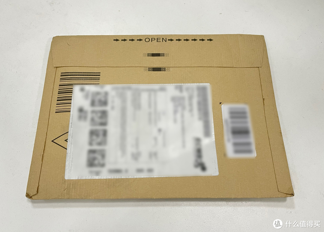 闪迪最强优盘CZ880 1TB到手小记