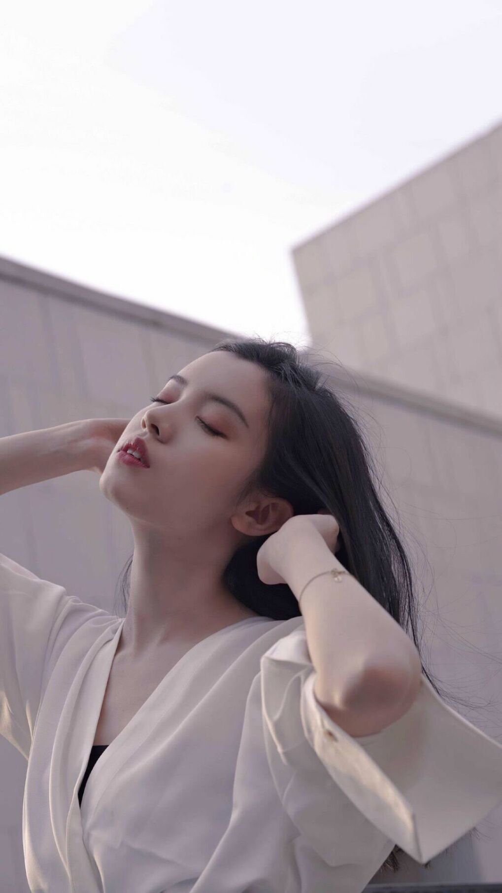 如何设置微星主板BIOS第一启动项为U盘启动?