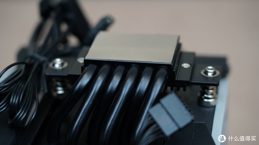 搭配i7也无压力,华硕B660M重炮手WIFI D4评测及装机体验分享(文末有配置推荐)