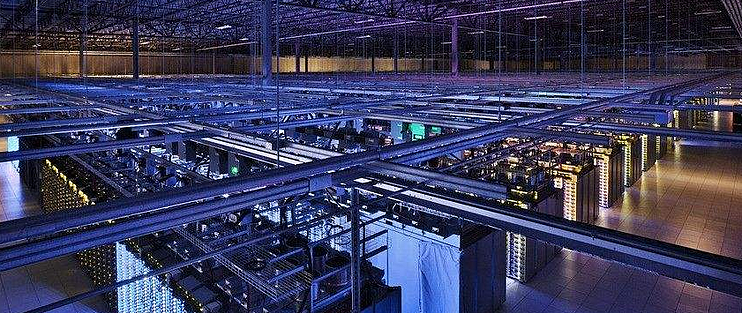 花费2K耗时1年，打造可随时随地使用的全能主力服务器（win11+爱快+openwrt+宝塔面板，基于hyper-v）