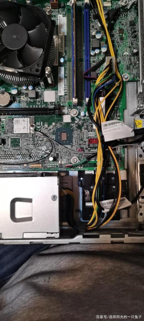 联想天逸510s 08ikl加装m.2接口固态硬盘,看了走捷径