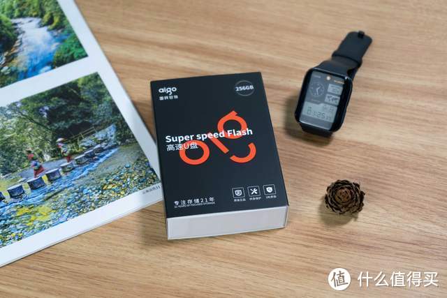 存储不够，U盘来凑，aigo高速U盘数据存无忧