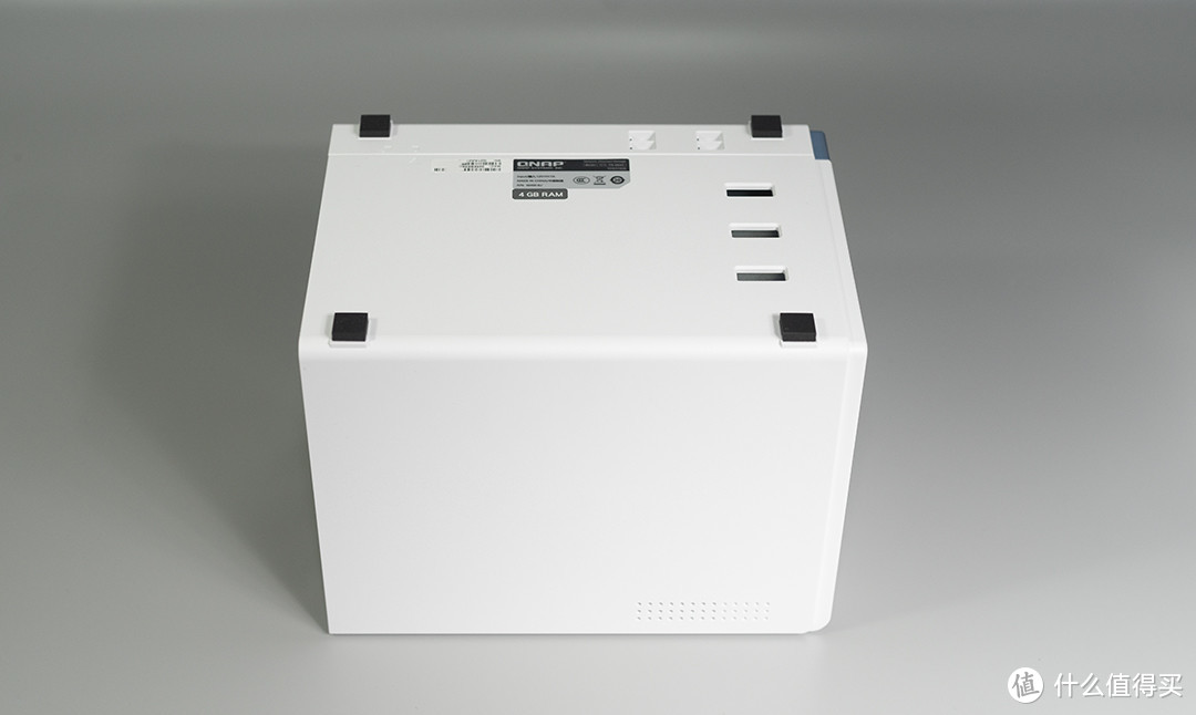 性价比4盘位NAS：威联通TS-462C！处理器、显卡再升级+2.5G网口，附威联通QTS系统入门设置教程