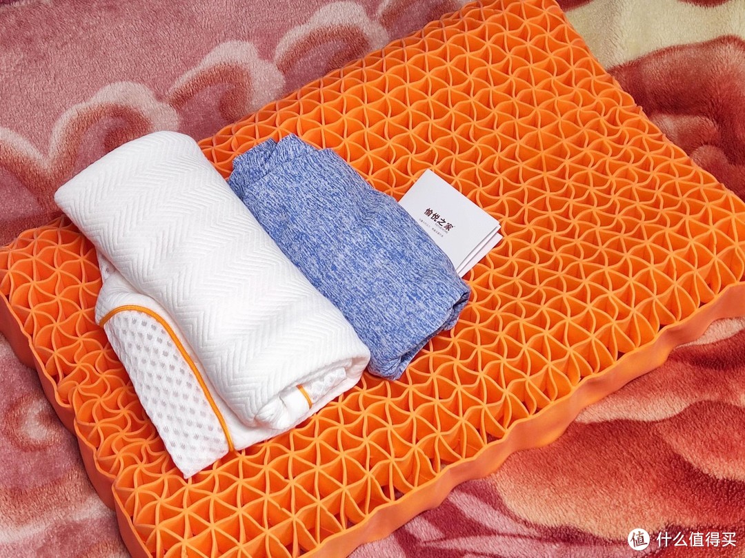 大学生如何睡得安稳舒服?试试这款应力释压颈椎枕