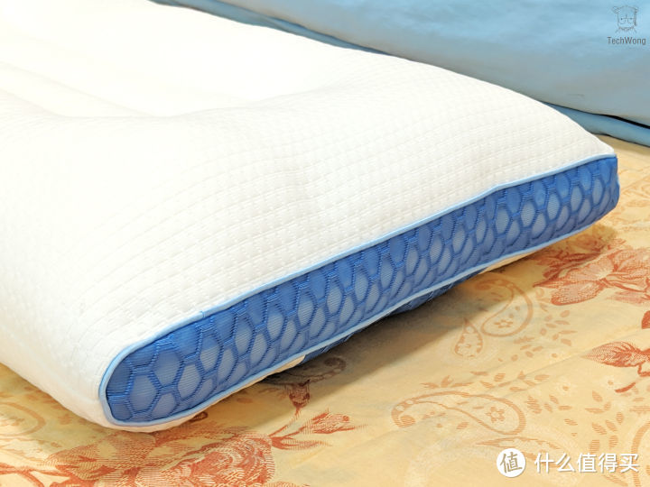 有颜值更有实力,怎么睡都好睡,每晚深睡 有运气自调整气囊枕体验