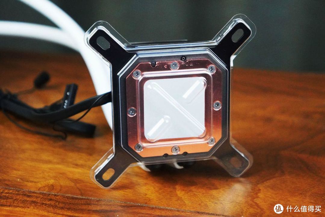 换LCD屏后更好玩，美商海盗船H100i 精英版白色款装机点评