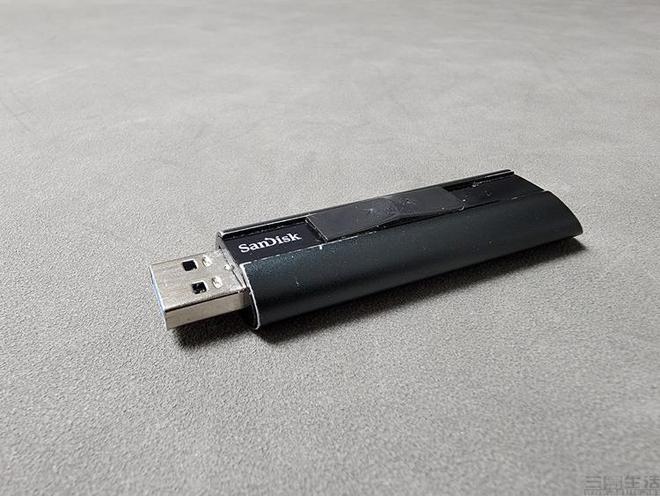 次世代随身存储利器：ROG STRIX幻影S500评测