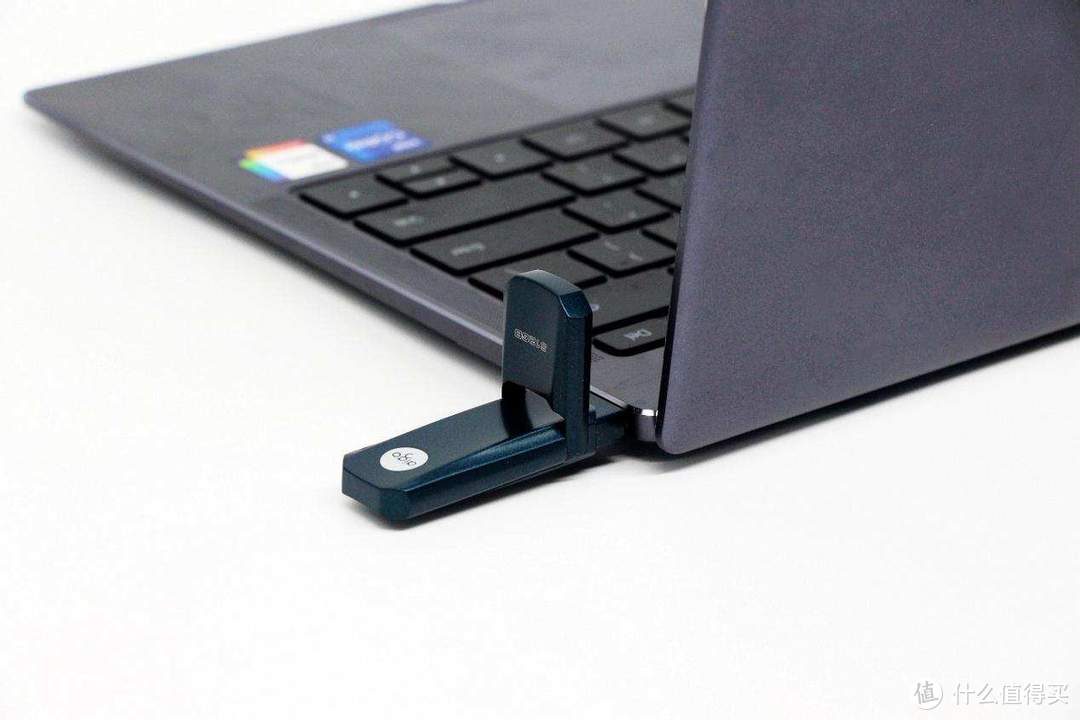 U盘般尺寸大小,600MB/s+固态级读写性能:aigo U396高速固态U盘